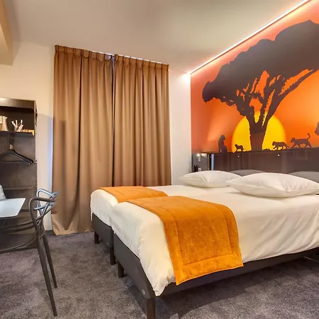 Kyriad Centre Gare Hotel 3*