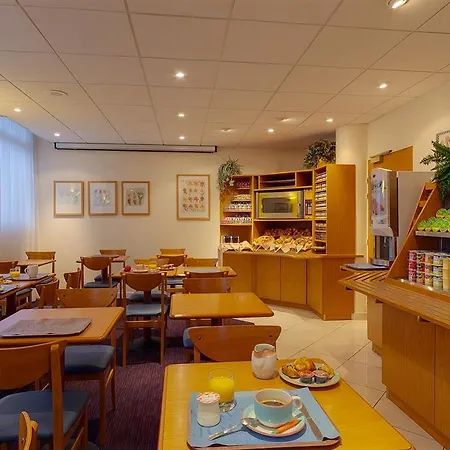 Kyriad Centre Gare Hotel