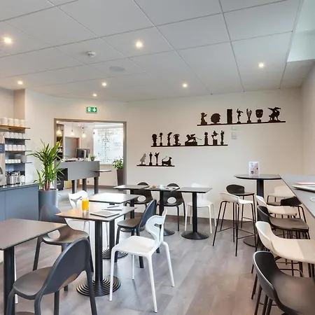 Hotel Kyriad Centre Gare Rennes